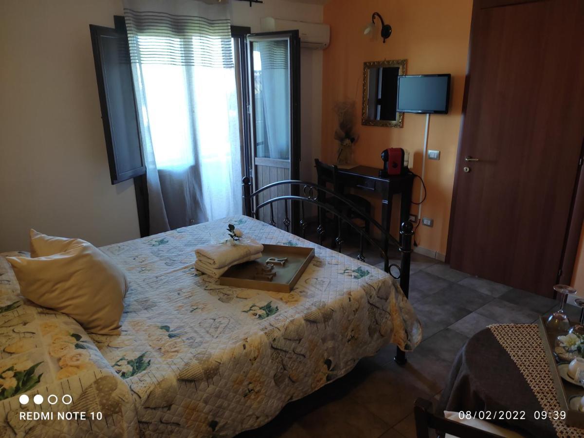 Room & Relax Eleinad Cabras Luaran gambar