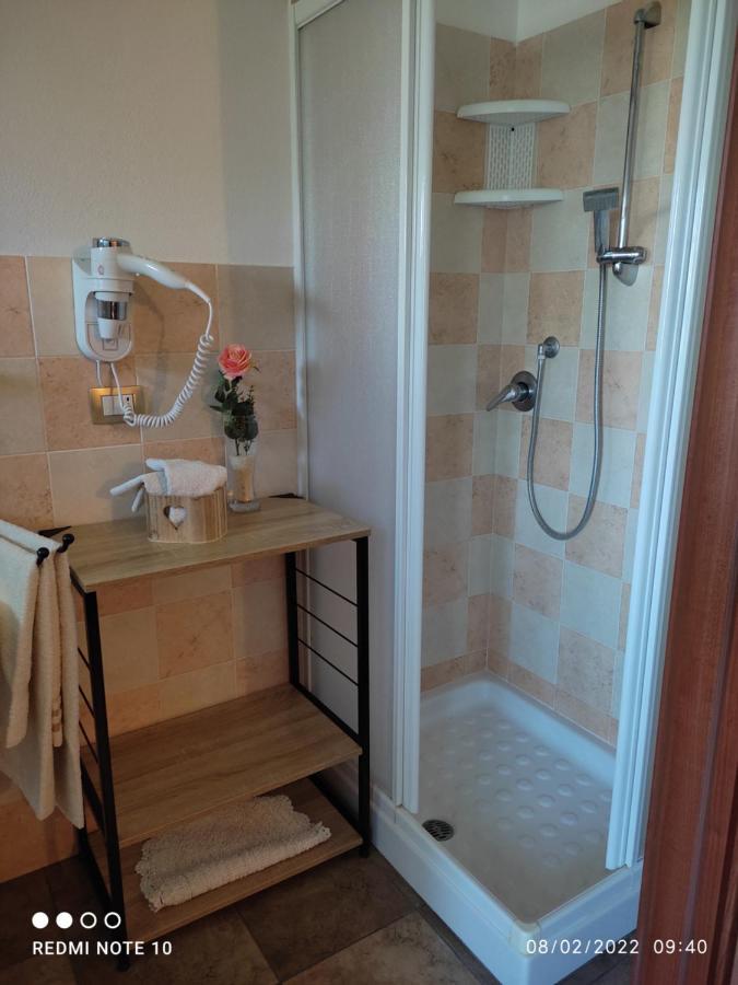 Room & Relax Eleinad Cabras Luaran gambar