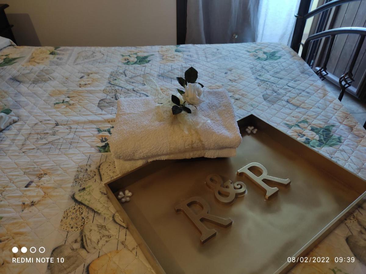 Room & Relax Eleinad Cabras Luaran gambar