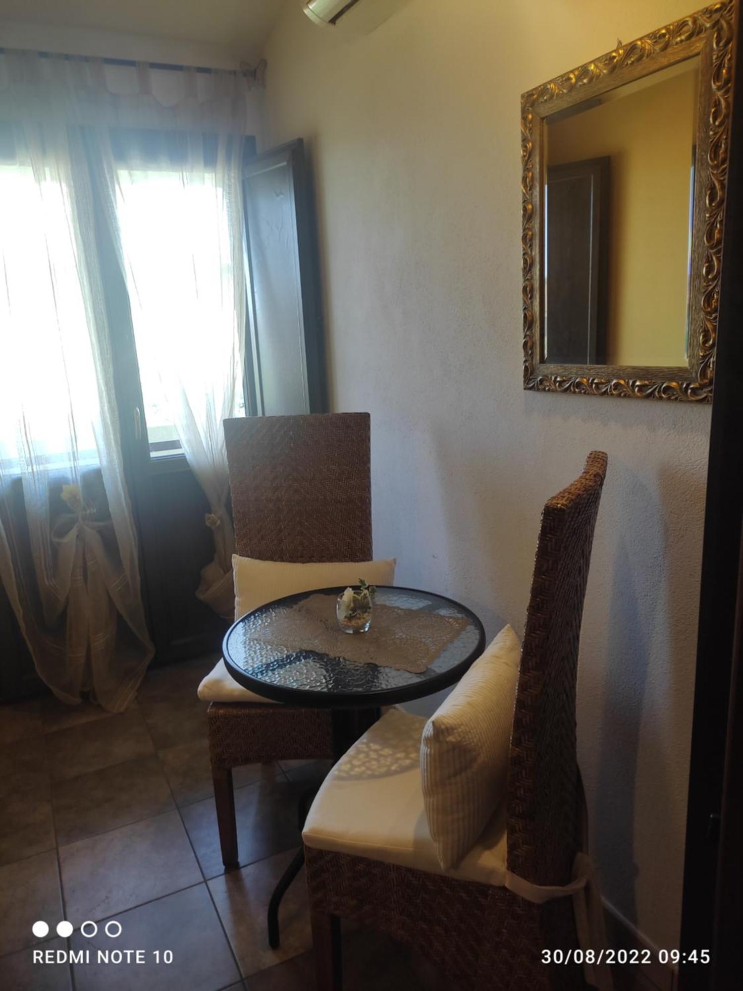 Room & Relax Eleinad Cabras Luaran gambar